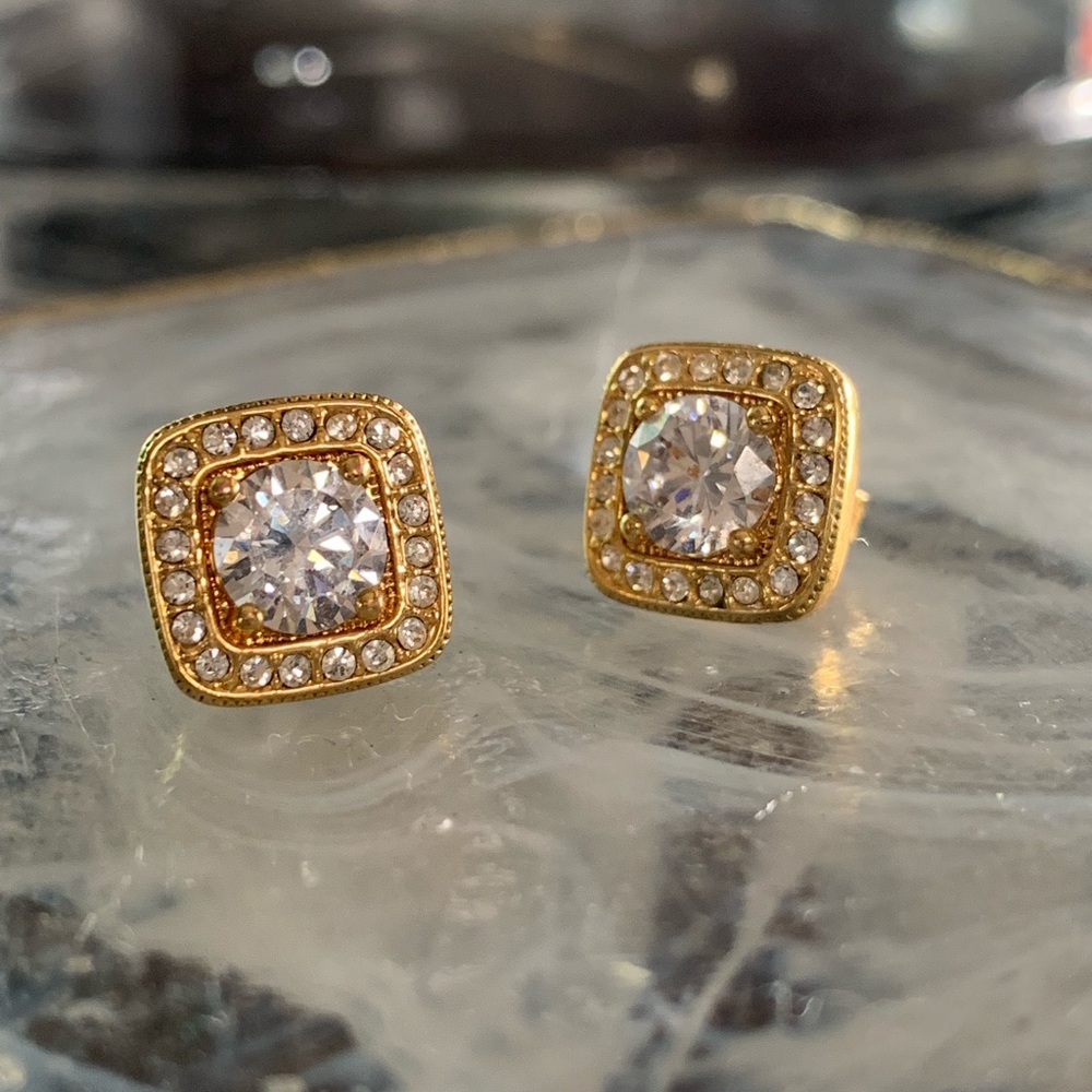 Nordstrom Rack Pave Stud Earrings in Yellow Gold